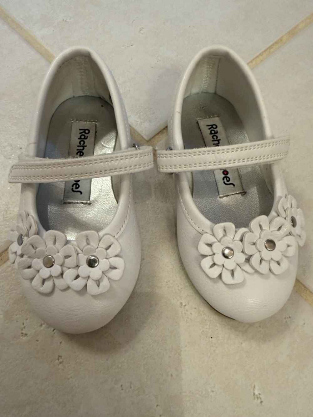 Rachel Kids White Floral Mary Jane Toddler Shoes, 5M